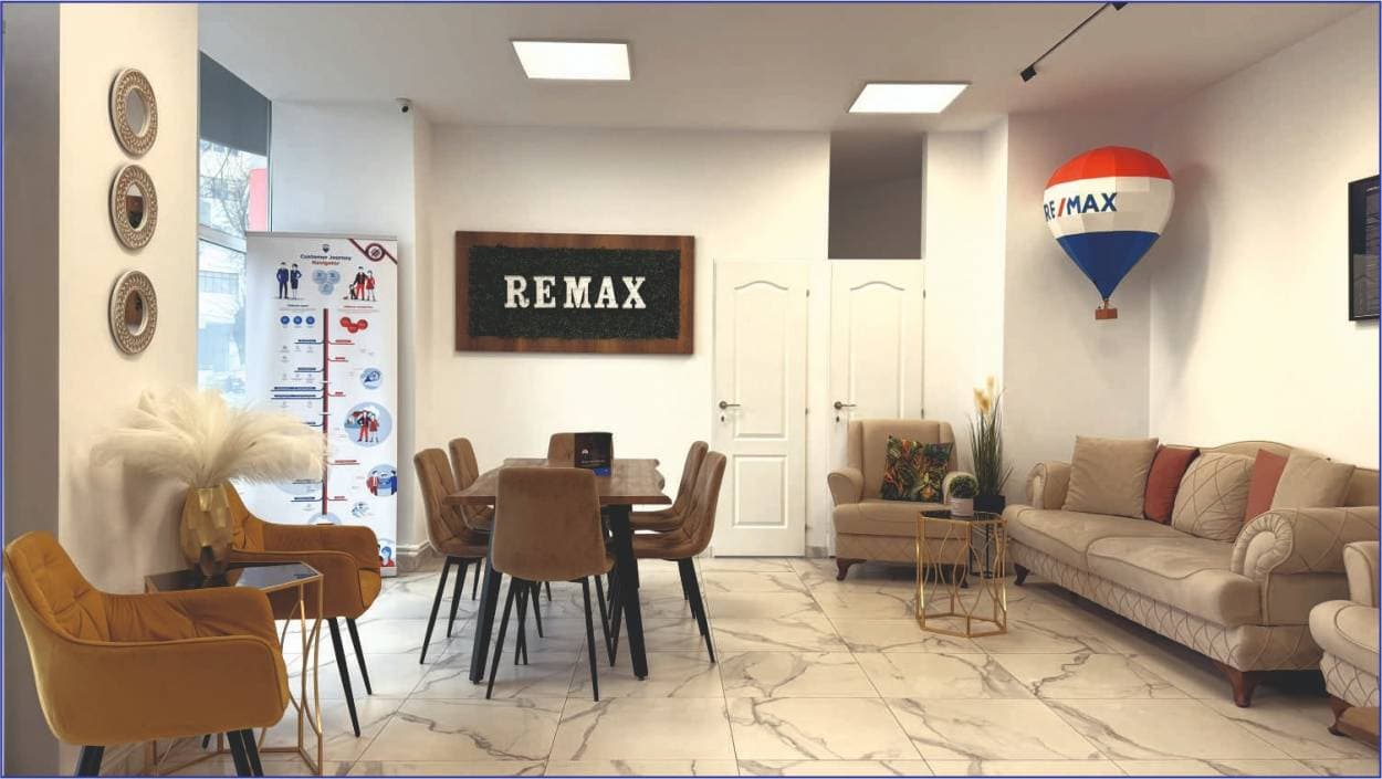 Agentie imobiliara RE/MAX Solutions, Constanta - Constanța