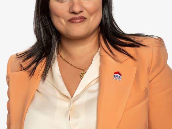 Inmobiliaria Las Palmas, María José Ojeda Agente Inmobiliario de Era Inmobiliaria en Las Palmas Gran Canaria - Las Palmas de Gran Canaria